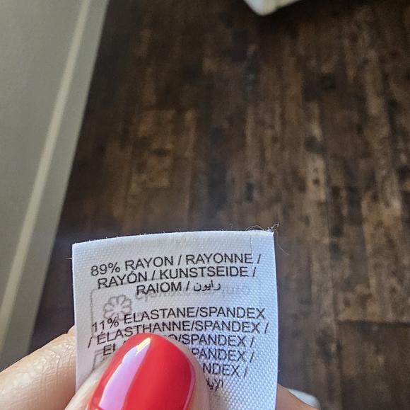 EDIKTED LONG SLEEVE GRAY TOP SIZE SMALL - Picture 7 of 7